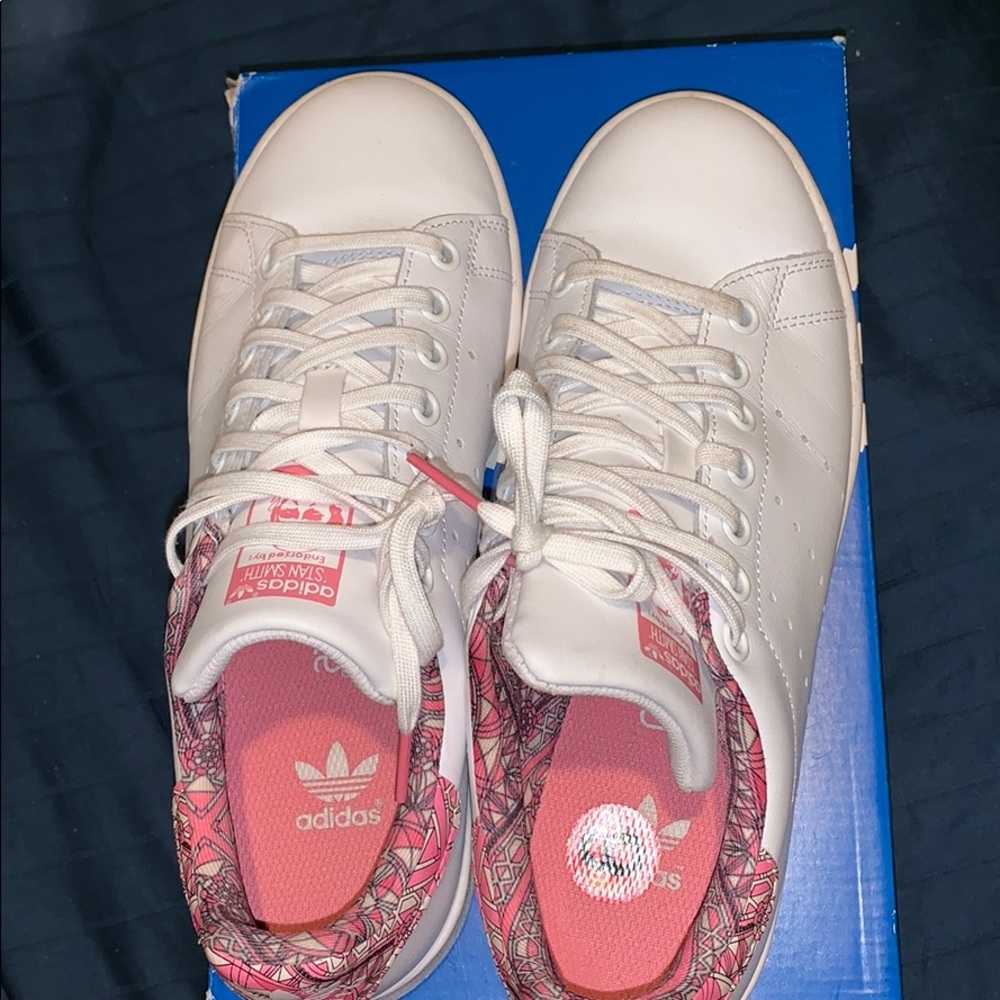 Pink stan Smith